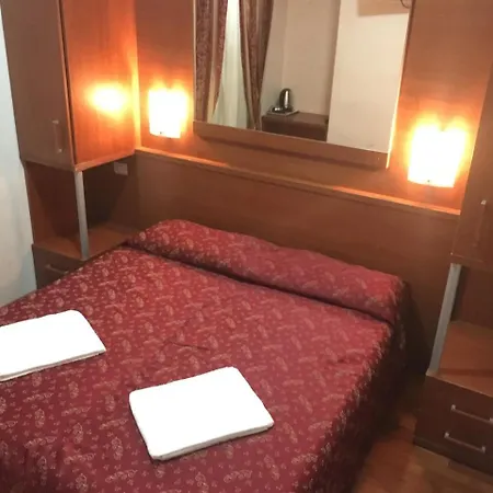Toffa Place In Hotel Řím