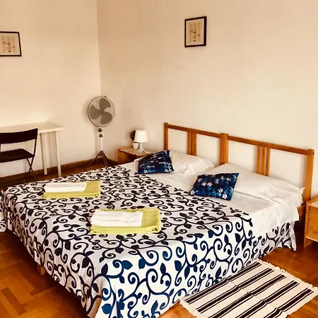 Aparthotel Boarding House International *
