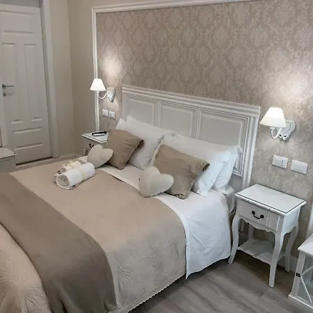 Bed & Breakfast Charme & Chic 2*