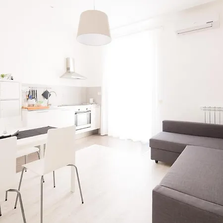 Home Inn Rome *