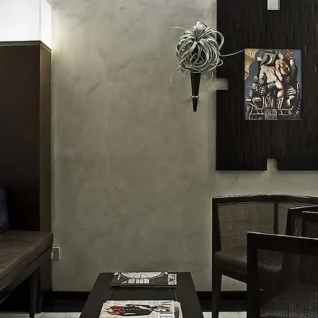 Intown Luxury House Guest house