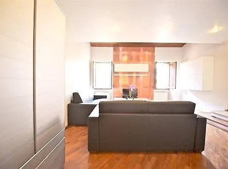 Purple Fandango Apartment *