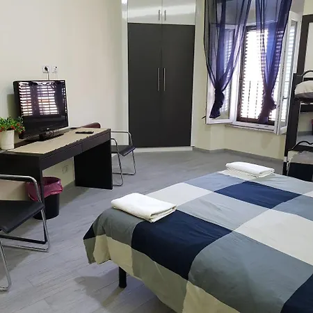 Guest house Aurora Home