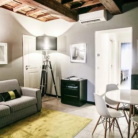 Numa Vici Aparthotel 2*