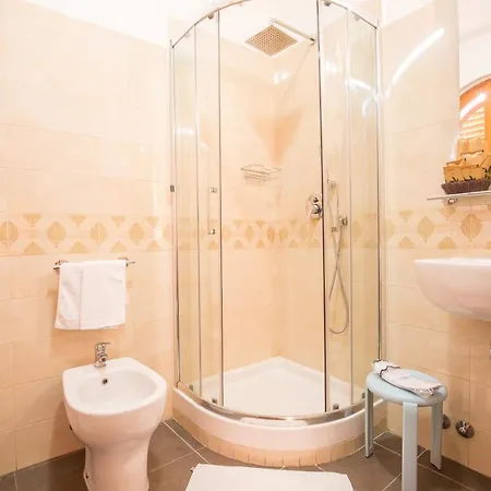 Arco Di Travertino רומא
