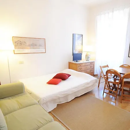 Apartment Gallery Colosseum *