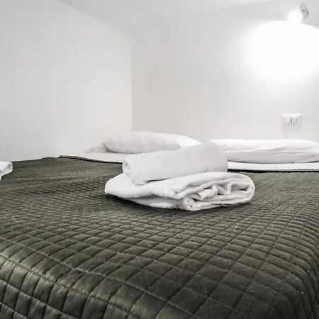 Magic Door Guest house 3*