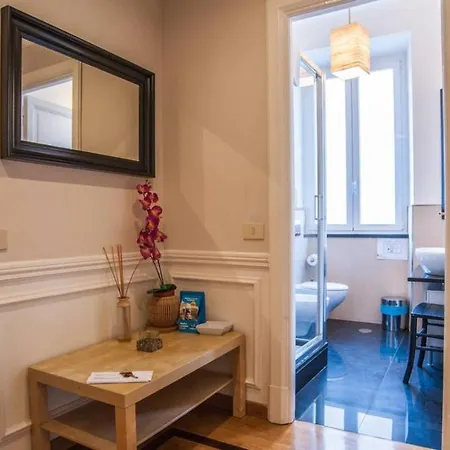 Apartment Domus Piramide 2 Rome