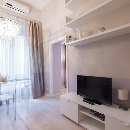 Ara Pacis Luxury By Caprirooms