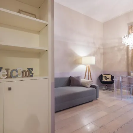 Ara Pacis Luxury By Caprirooms Apartment