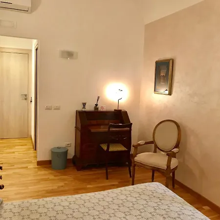 Biancaluna Affittacamere Roma