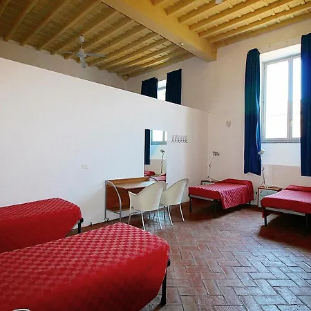 Albergue Orsa Maggiore For Women Only *