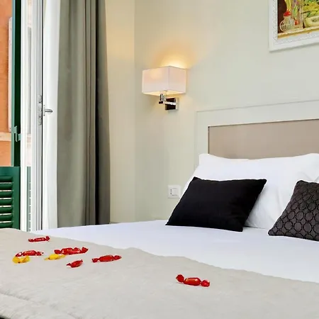 فندق مبيت وإفطار Piazza Venezia Grand روما