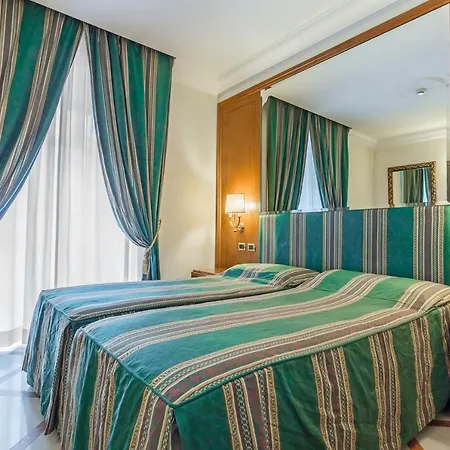 Hotel Raeli Regio