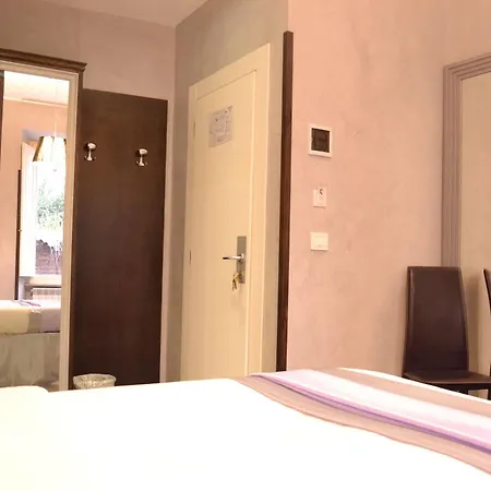 Tiburtina House Guest house Rome