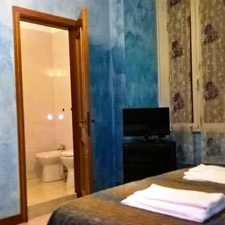 Gigi Guest house 2*