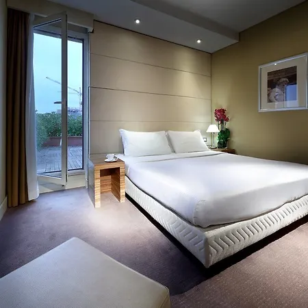 Saint John Hotel