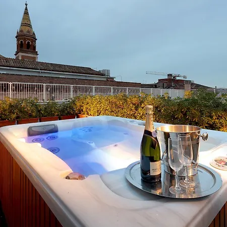 Saint John Hotel 4*