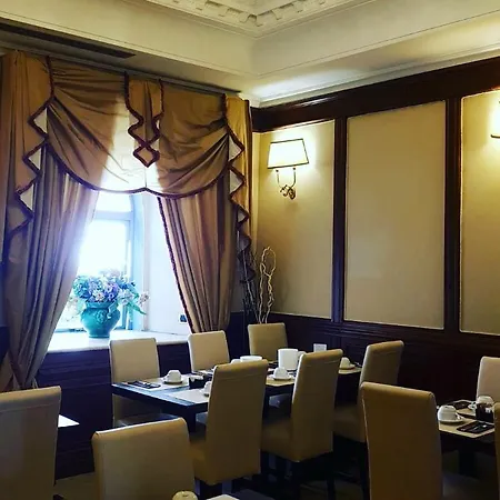 Hotel Lh Andreotti