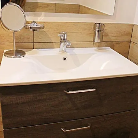 Apartman Inner House