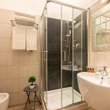 Five Guest house Rome
