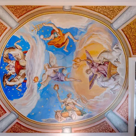 Amalfi Hotel 3*
