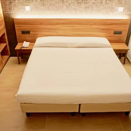 Ξενοδοχείο Kolping Casa Domitilla 3*