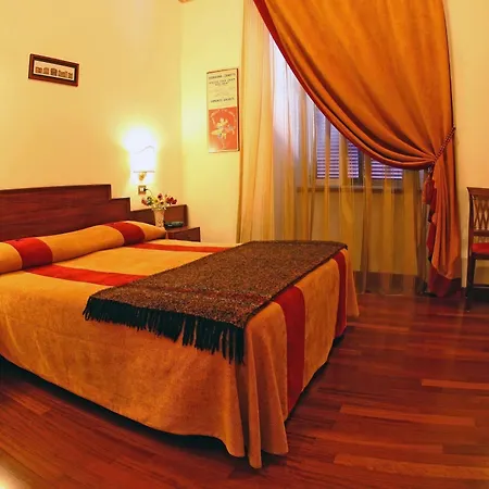 Al Colonnato Di San Pietro Bed & Breakfast 3*