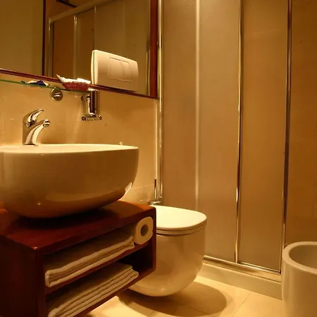 Bed & Breakfast Al Colonnato Di San Pietro 3*