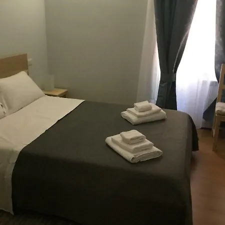Duca Di Cavour Pensión 3*