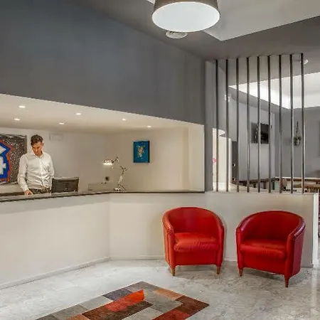Hotel Primus 3*