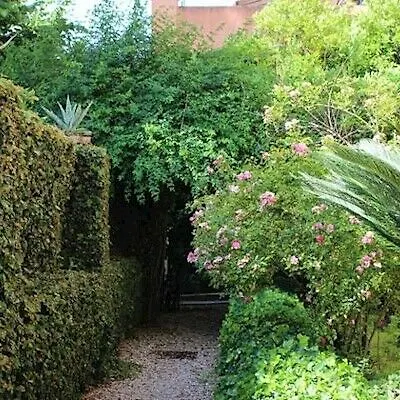 Aventino 2* Rome