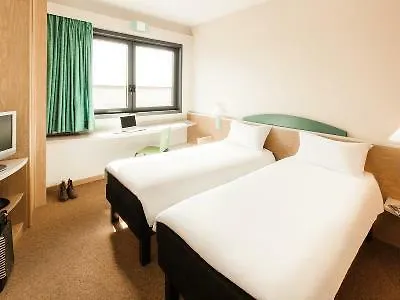 מלון Ibis Fiera 3*