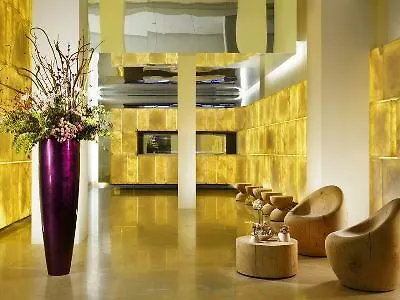 Palazzo Montemartini Rome, A Radisson Collection 5*