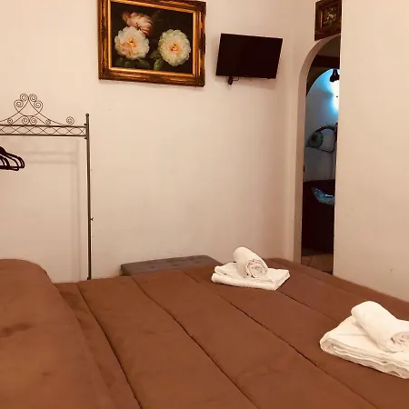 Guest house Parisa