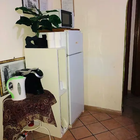 Guest house Parisa 2*