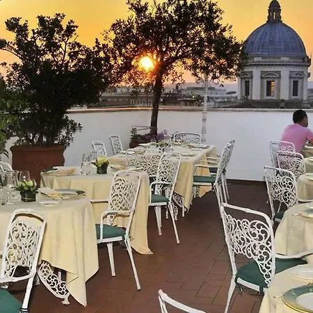 Mecenate Palace Hotel 4*