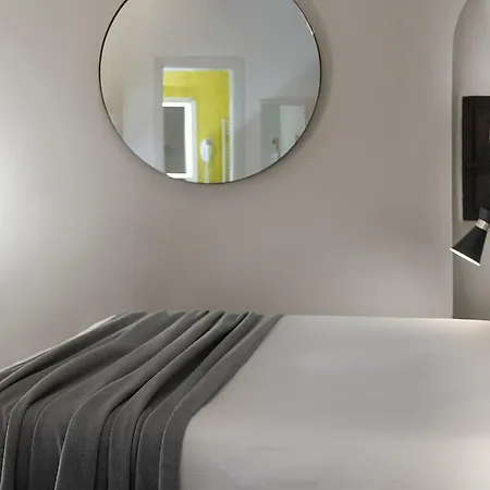 Bed & Breakfast Maison Giulia By Hili 2*