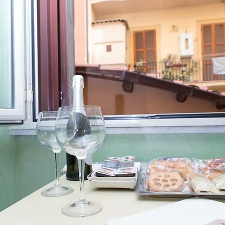 Domusamor Colosseo Bed and Breakfast 2*