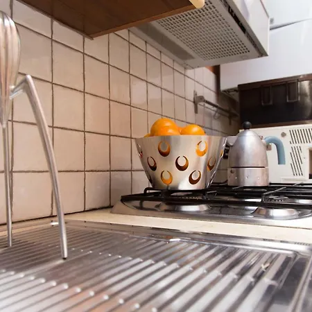 Bed and Breakfast Domusamor Colosseo Ρώμη
