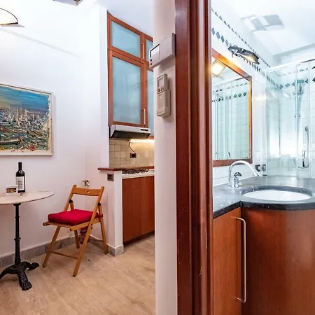 Campo De' Fiori Cozy Nest Рим