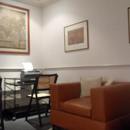 Sacconi Aparthotel