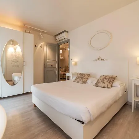 Nina Casetta De Trastevere 3*