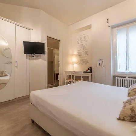 Pensjonat Nina Casetta De Trastevere Rzym