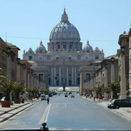 St. Peter' Six & 3* Rzym
