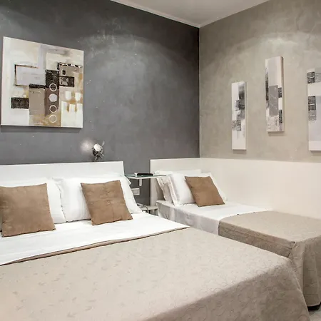 Frattina Grand Suite Guesthouse 3*