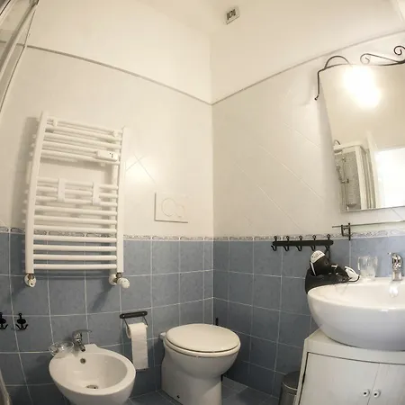 Konukevi A Casa Di Benny Roma