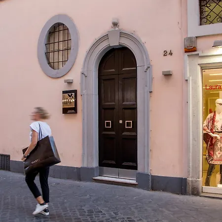 Les Fleurs Luxury House 3* Rome