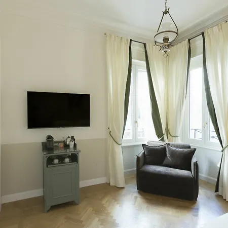 Relais Donna Lucrezia بيت ضيافة