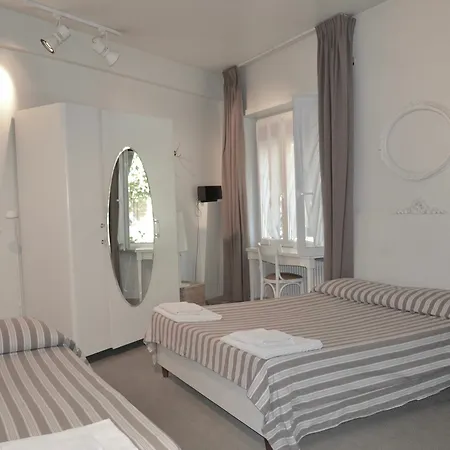 Nina Casetta De Trastevere Pensjonat
